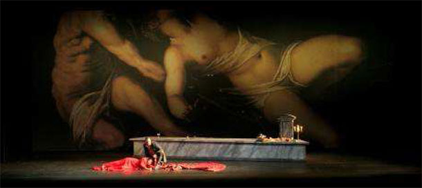 Una scena di "Tosca" in scena a Torre del Lago Una scena di "Tosca" in scena a Torre del Lago