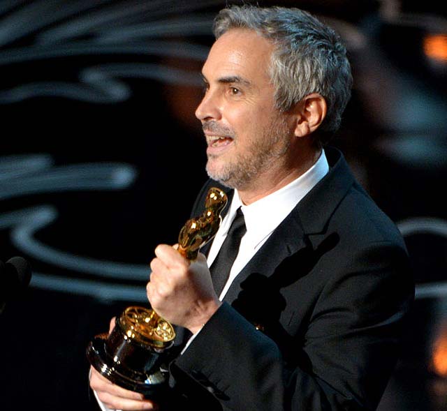 Alfonso Cuaròn premiato con la miglior regia per Gravity Alfonso Cuaròn premiato con la miglior regia per Gravity