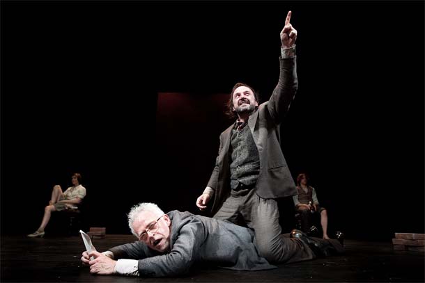 Pornografia di Luca Ronconi - Foto di Luigi Laselva  Pornografia di Luca Ronconi - Foto di Luigi Laselva