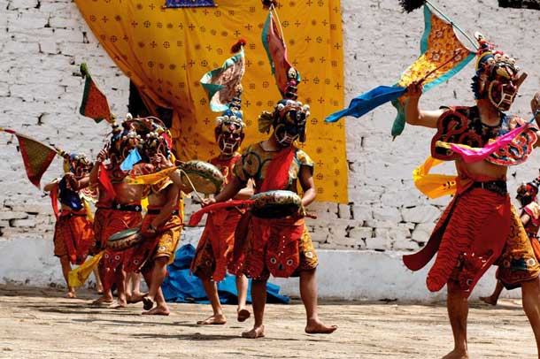 Cham - Le danze rituali del Tibet Cham - Le danze rituali del Tibet