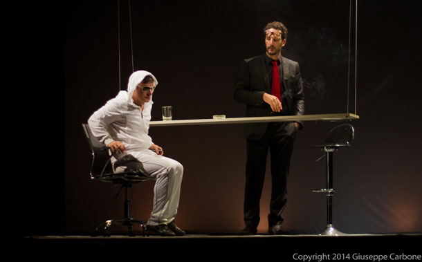 Figli di un brutto dio_copyright Giuseppe Carbone Figli di un brutto dio_copyright Giuseppe Carbone