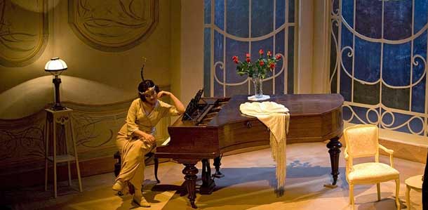 La Rondine__foto Filippo Brancoli Pantera_anno 2008 La Rondine__foto Filippo Brancoli Pantera_anno 2008