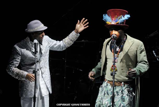 Flauto Magico secondo l’orchestra di Piazza Vittorio_ph Gianni Fiorito Flauto Magico secondo l’orchestra di Piazza Vittorio_ph Gianni Fiorito