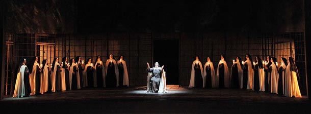 Les Dialogues des Carmèlites di Francis Poulenc, Teatro Petruzzelli, Bari – Ph. Carlo Cofano Les Dialogues des Carmèlites di Francis Poulenc, Teatro Petruzzelli, Bari – Ph. Carlo Cofano