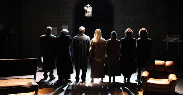 Fuoco su tre sorelle Fuoco su tre sorelle