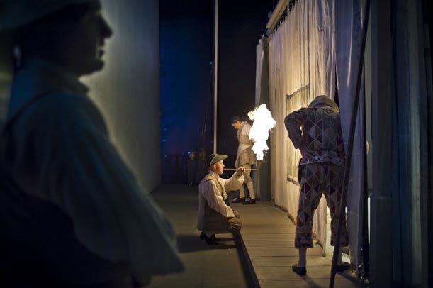 Arlecchino servitore di due padroni Arlecchino servitore di due padroni