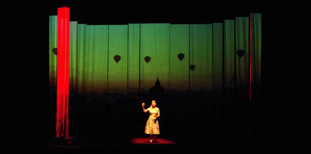 VITA AGLI ARRESTI DI AUNG SAN SUU KYI foto Enrico Fedrigoli