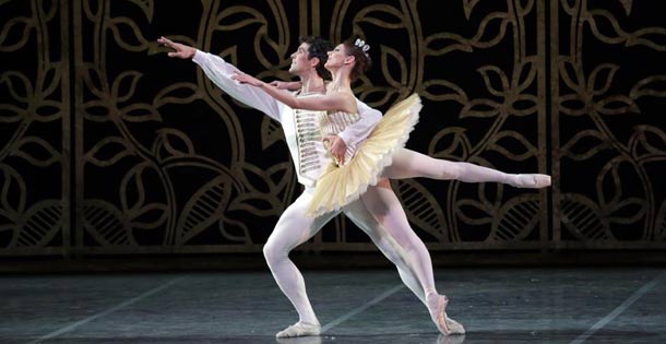 Lo schiaccianoci Lo schiaccianoci