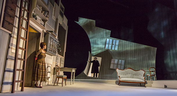 Cassa di bambola - foto ® Marco Caselli Nirmal Cassa di bambola - foto ® Marco Caselli Nirmal