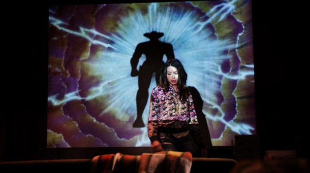 Una scena del film Lo chiamavano Jeeg Robot di Gabriele Mainetti Una scena del film Lo chiamavano Jeeg Robot di Gabriele Mainetti