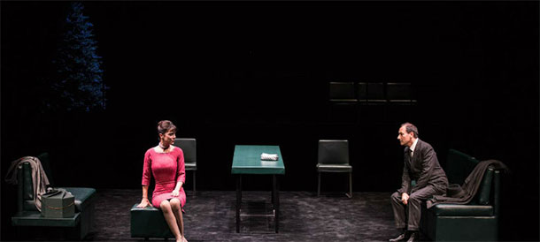 Casa di bambola nell'adattamento di Raffaele La Capria e la regia di Claudio Di Palma Casa di bambola nell'adattamento di Raffaele La Capria e la regia di Claudio Di Palma