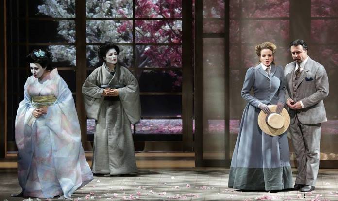 Madama Butterfly