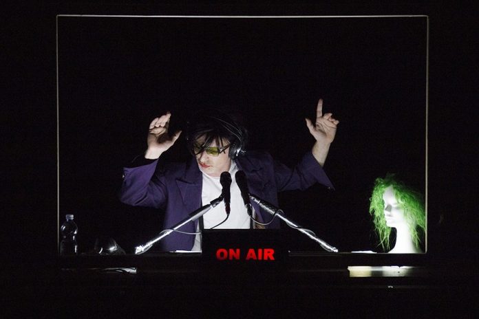 GetAttachmentThumbnail-3