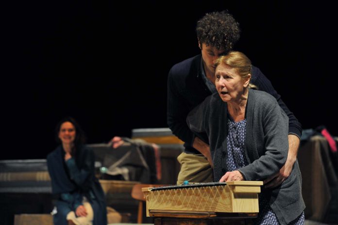 1_immagine_copertina_Emilia-regia-Claudio-Tolcachir-3