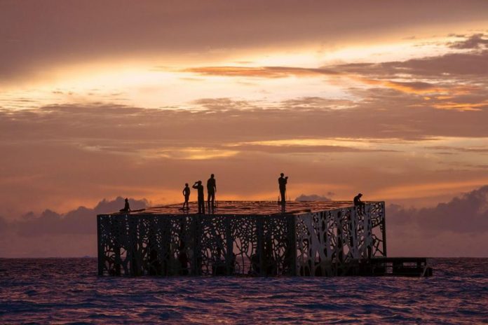 Jason-deCaires-Taylor_Sculpture.