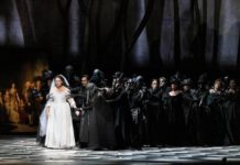 Don Carlo, ritratto di famiglia in dissonanza